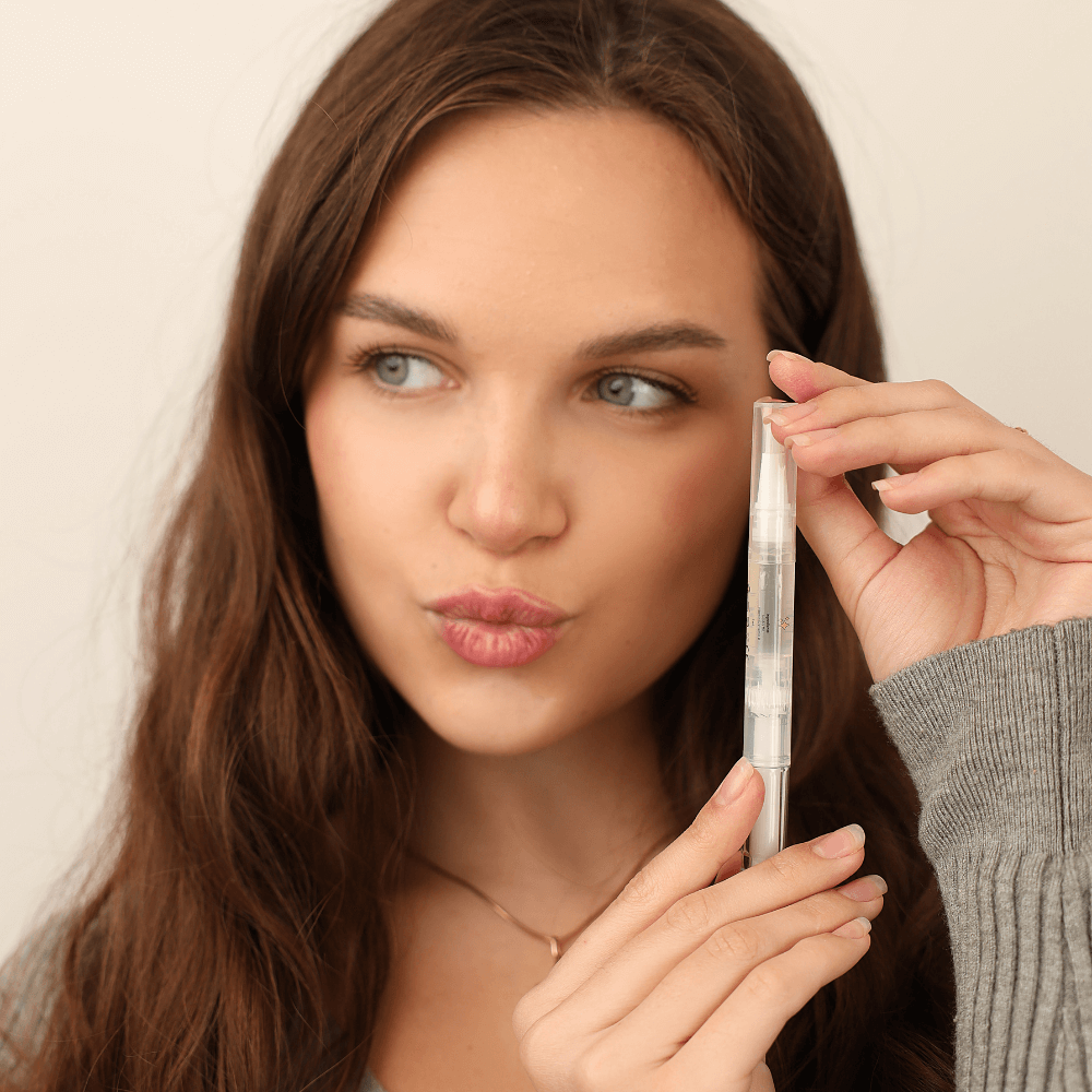 Hydrate and Nourish Nail & Cuticle Oil Pen Made With Jojoba Oil