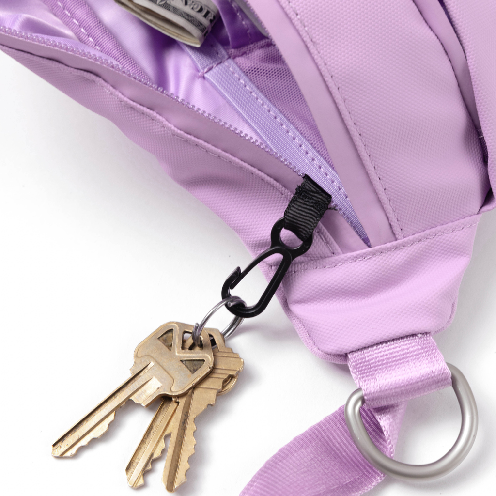 Hands-Free Dog Walking Bag with 3.25ft Leash