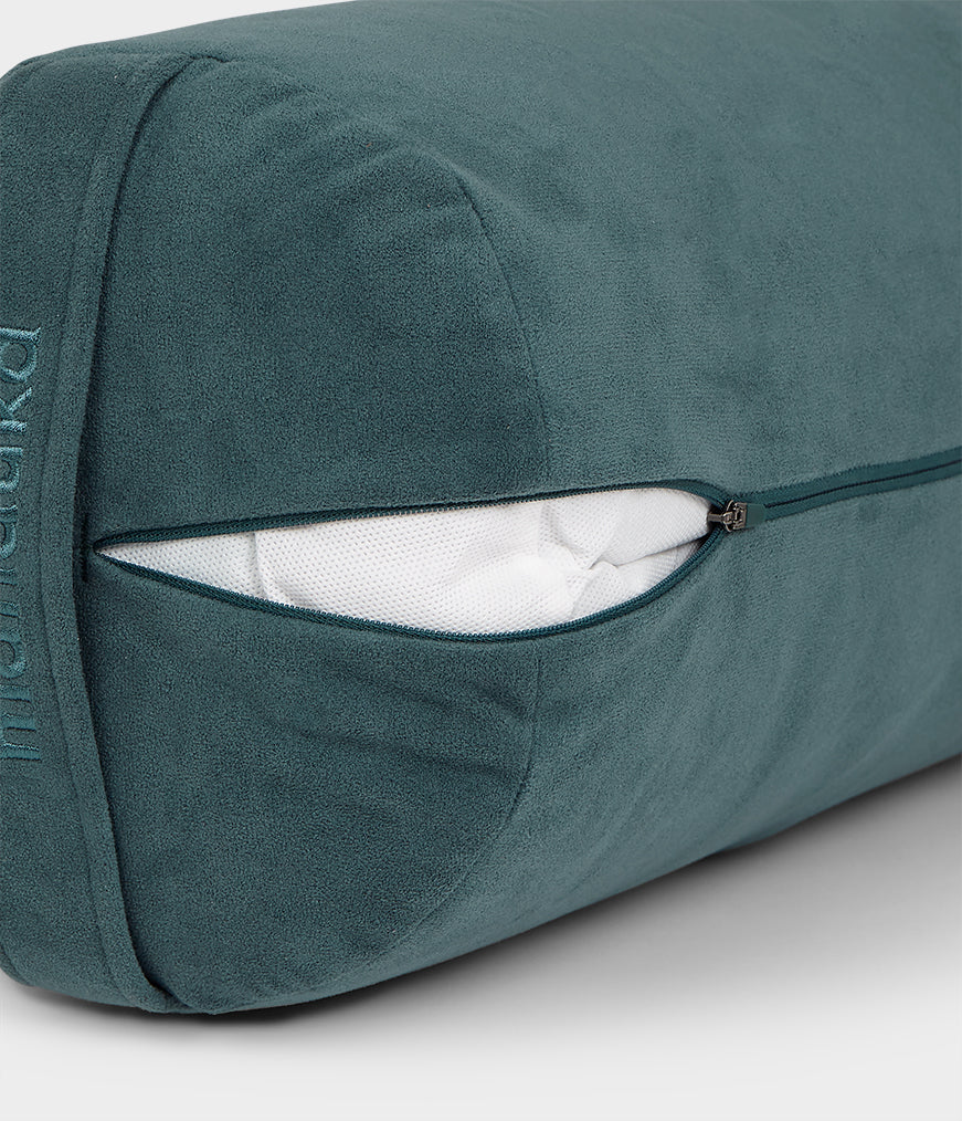 eQua® Round Bolster Cover