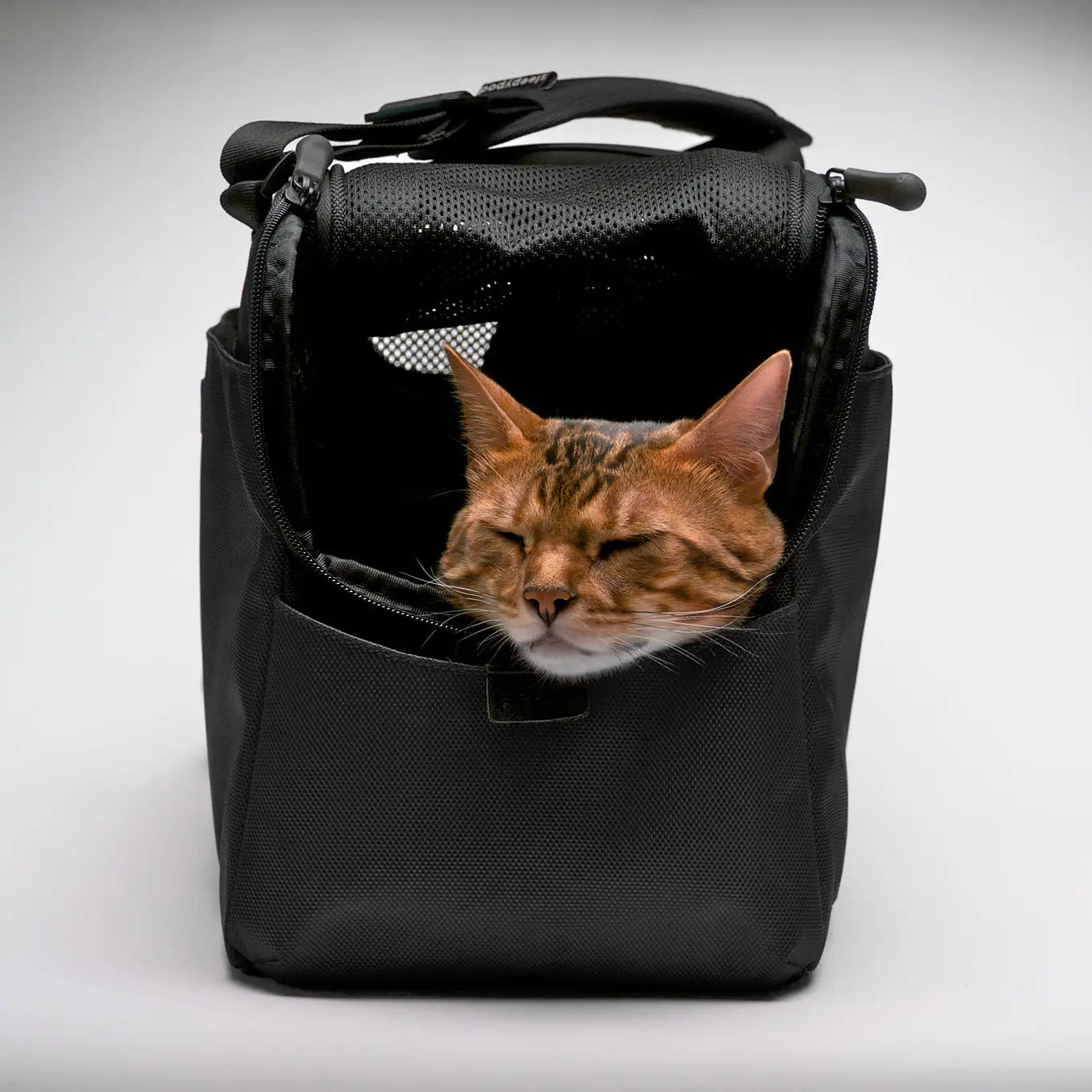 Sleepypod Atom Small Pet Carrier - Airline Compliant, Crash Tested Model