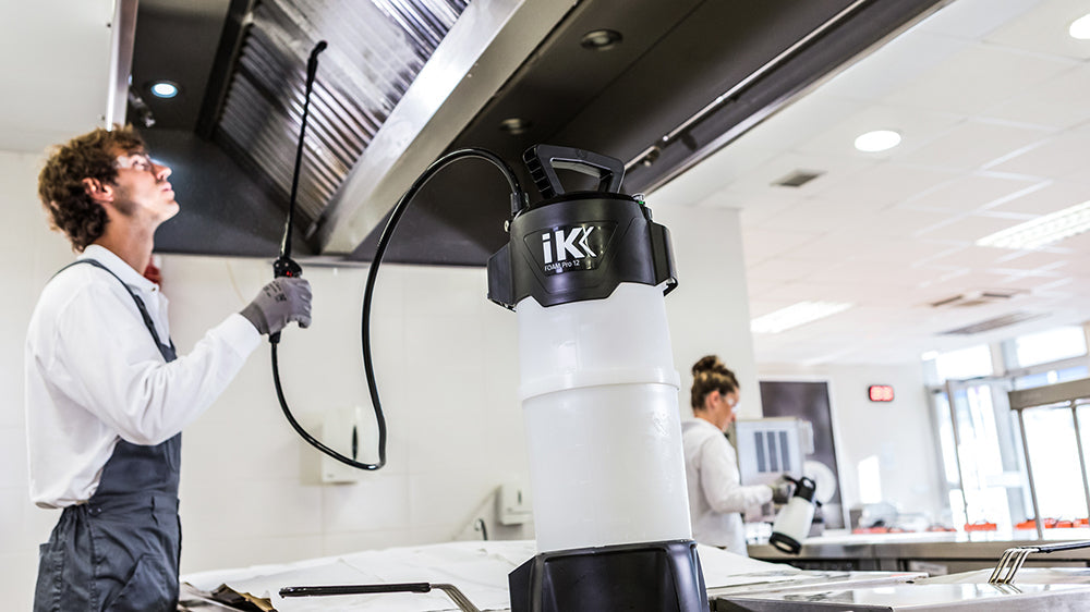 IK FOAM Pro 12 Professional Sprayer -  1.5 gal.