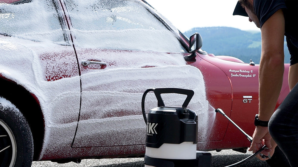 IK e FOAM Pro 12 Battery Powered Foam Sprayer - 1.5 gal.
