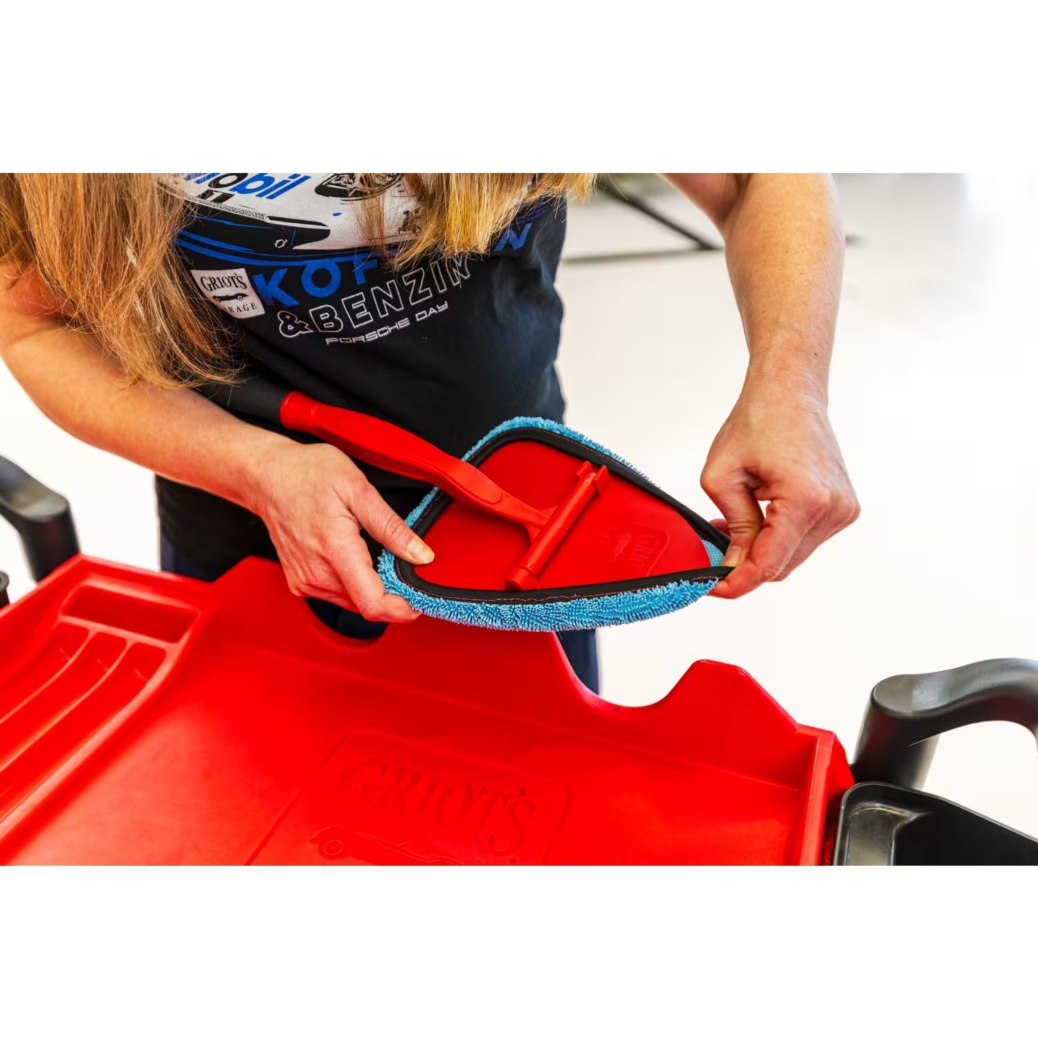 Griot's Garage 2-in-1 Easy Reach Detailing Wand
