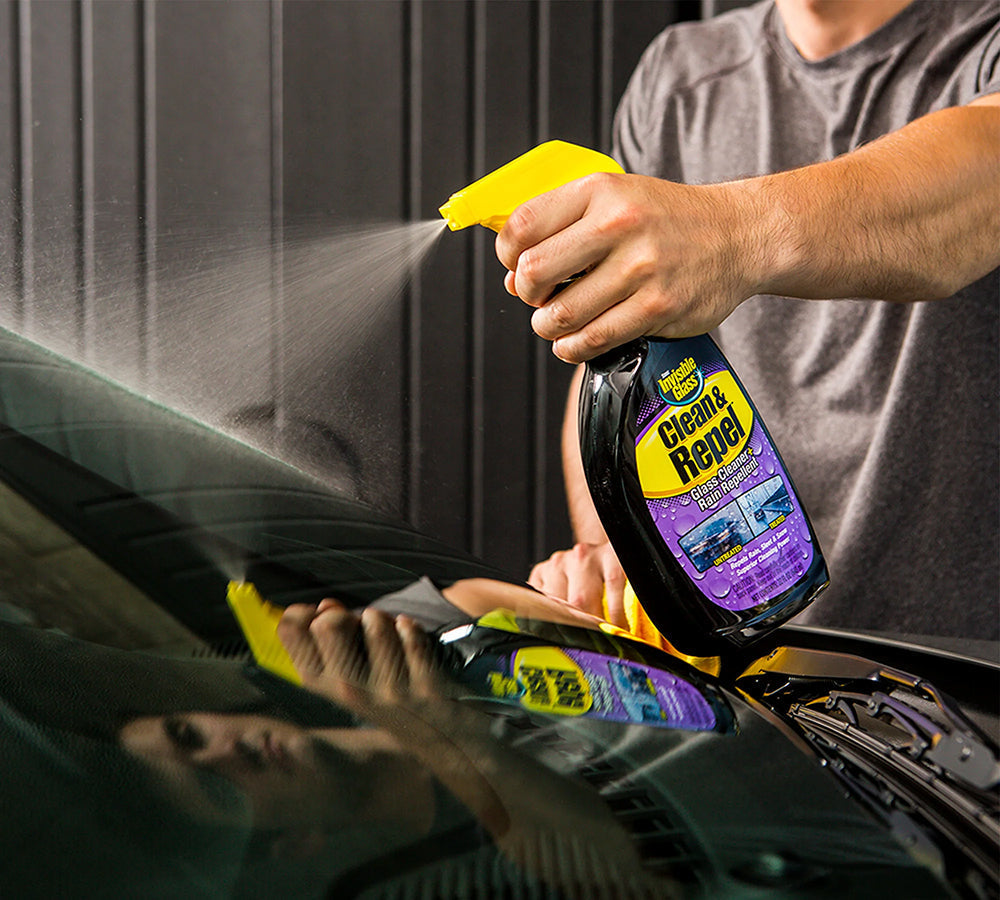 Stoner Invisible Glass Clean & Repel Glass Cleaner + Rain Repellent - 22 oz. spray bottle