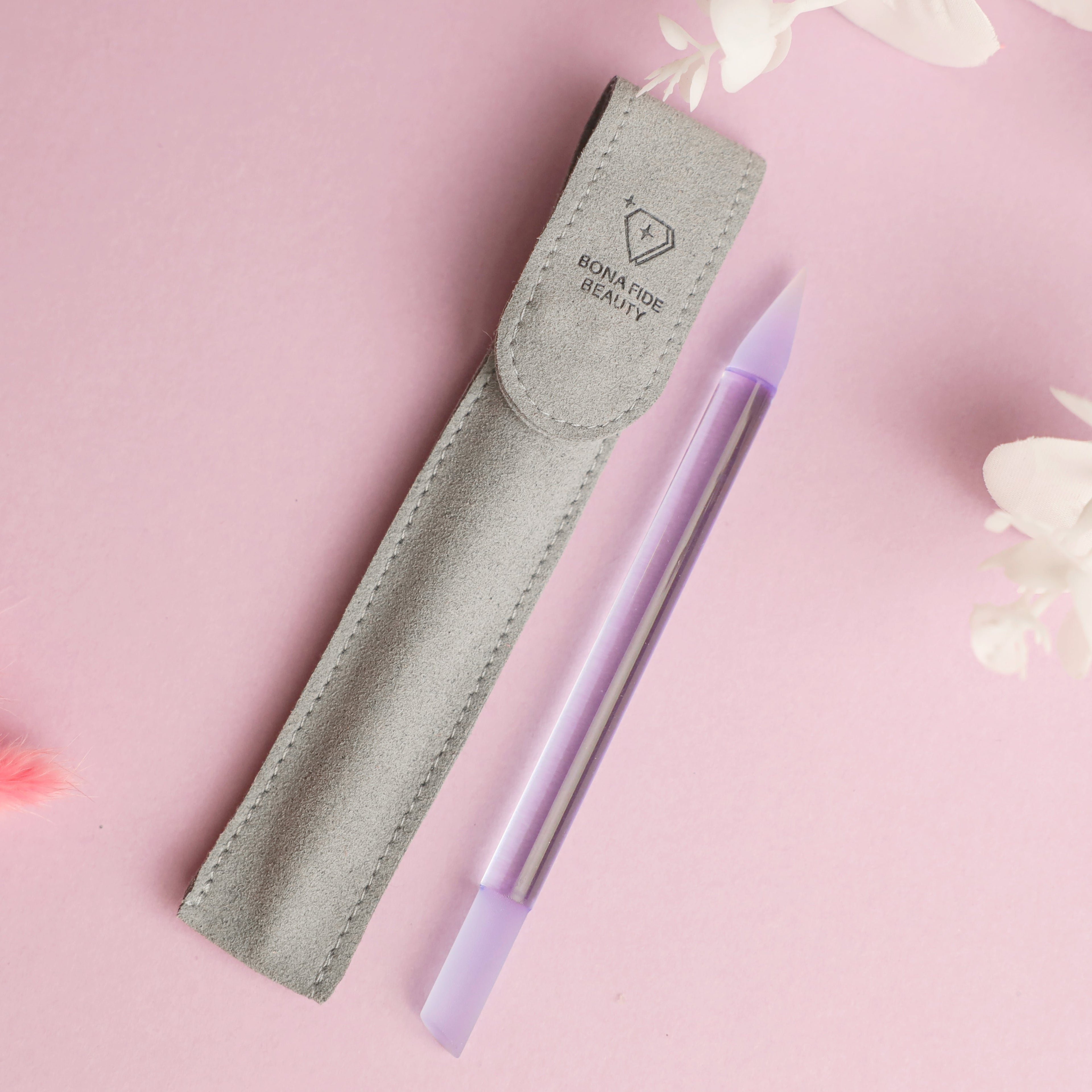 Single Czech Glass Cuticle Pusher