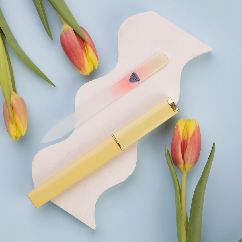 Single Czech Glass Nail File in Yellow/Orange with Hard Case