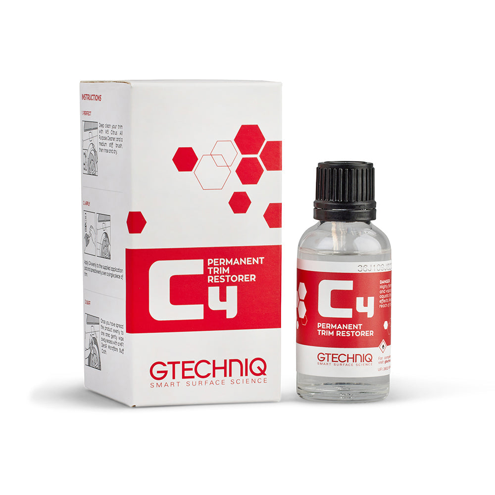 Gtechniq C4 Permanent Trim Restorer - 30 ml