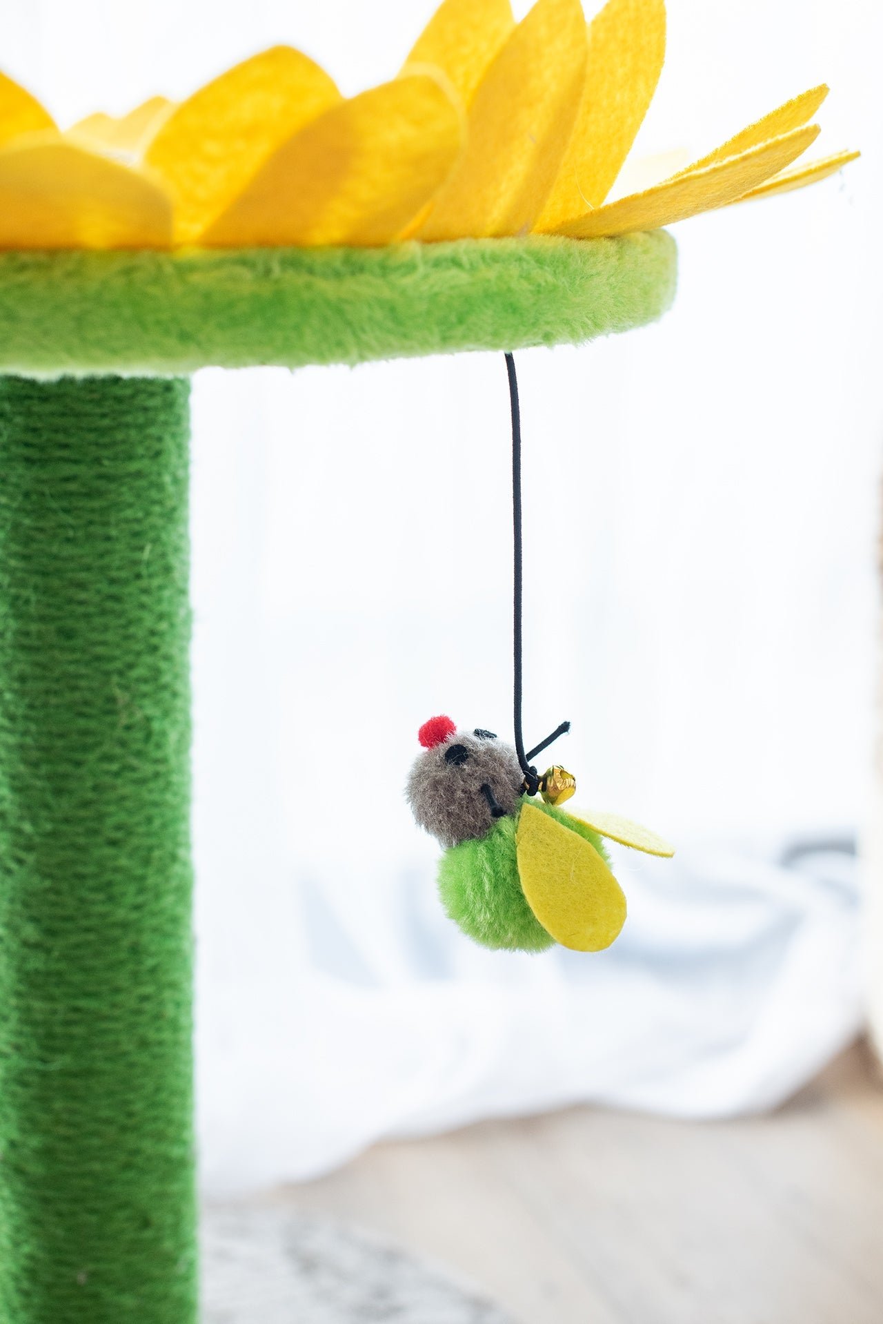 Catry Sunflower Cat Scratcher