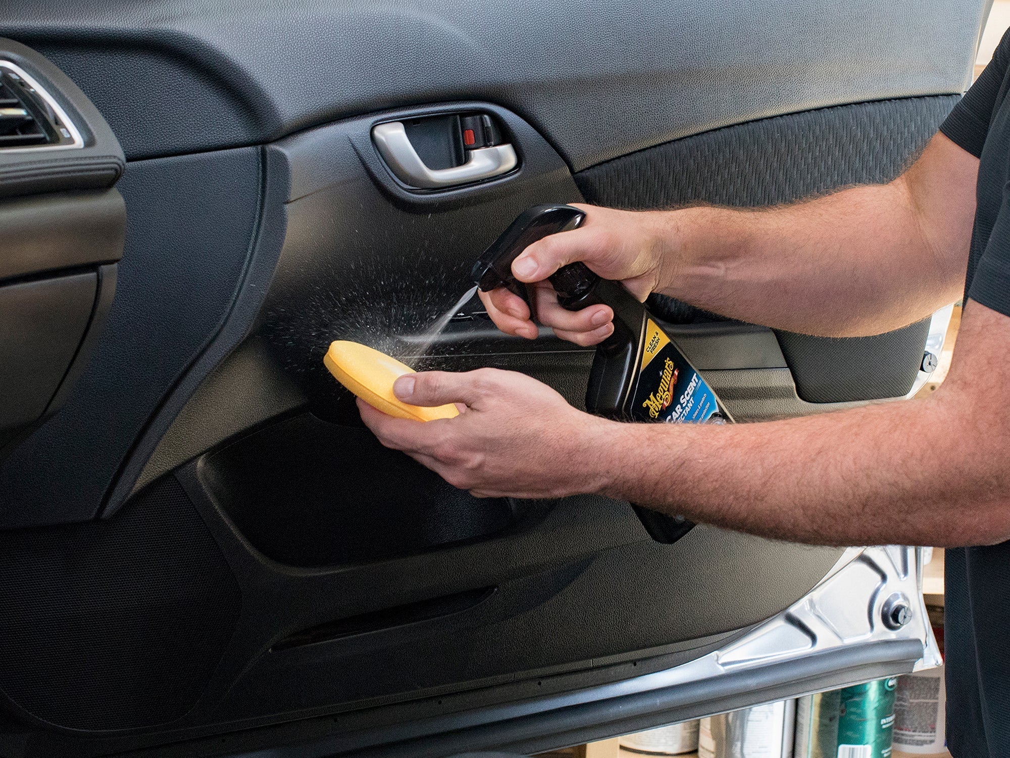 Meguiar's New Car Scent Interior Protectant, G4216 - 16 oz.