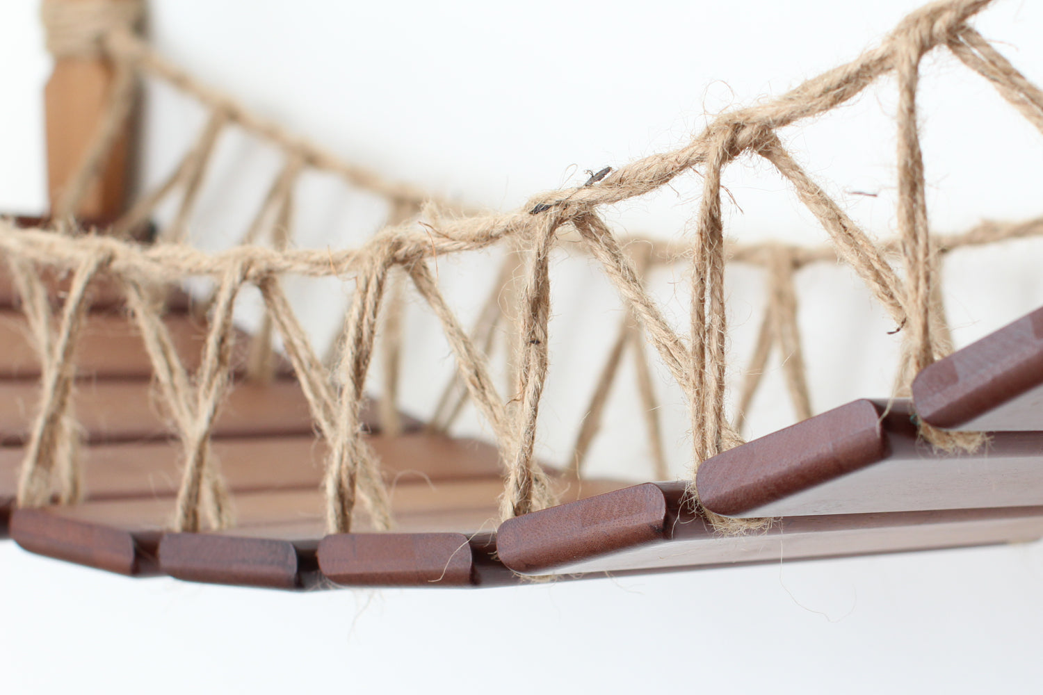 Catastrophic Creations Cat Bridge for Wall
