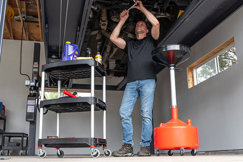 Luxor Mechanic's Three-Shelf Cart - Black/Red
