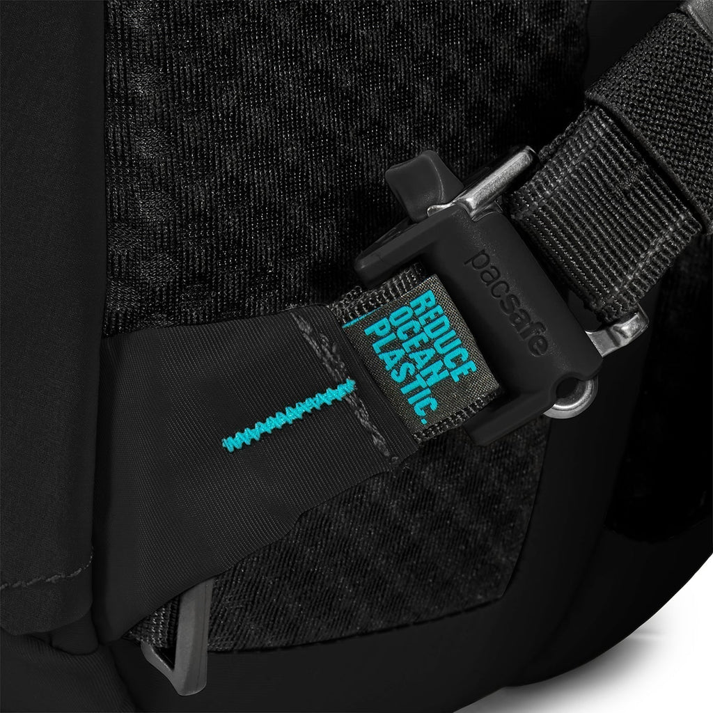 Pacsafe® Eco 25L 防盜背囊