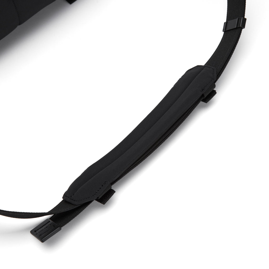 Pacsafe® EXP 12" 防盜斜孭胸袋