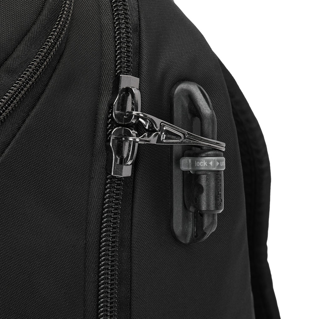Pacsafe® EXP 28L 防盜背囊