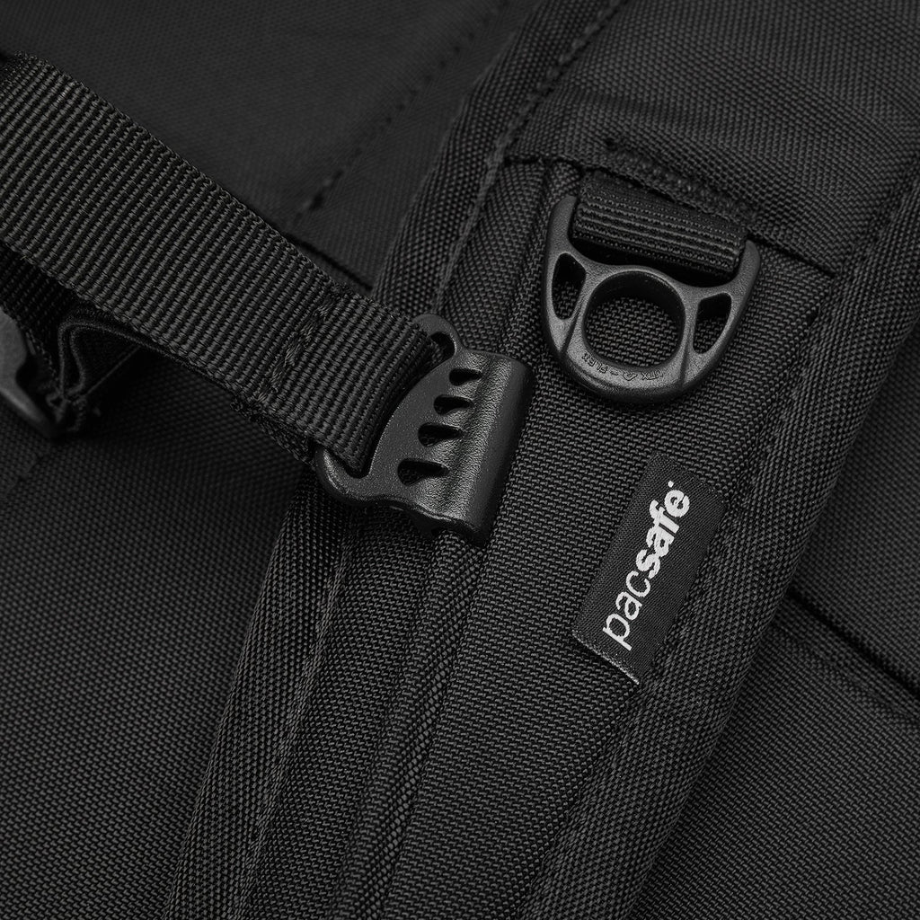 Pacsafe® EXP 28L 防盜背囊