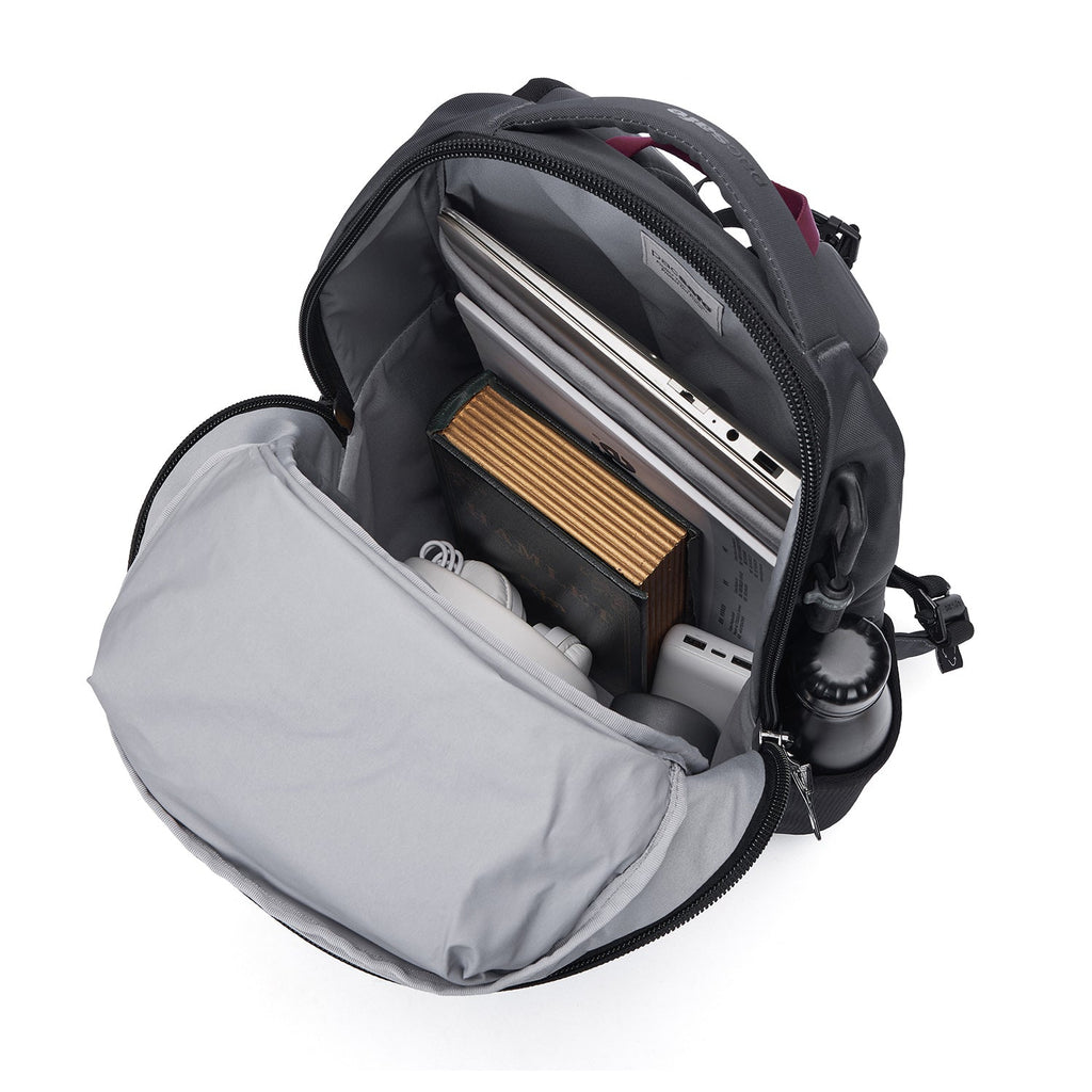 Pacsafe® EXP 28L 防盜背囊