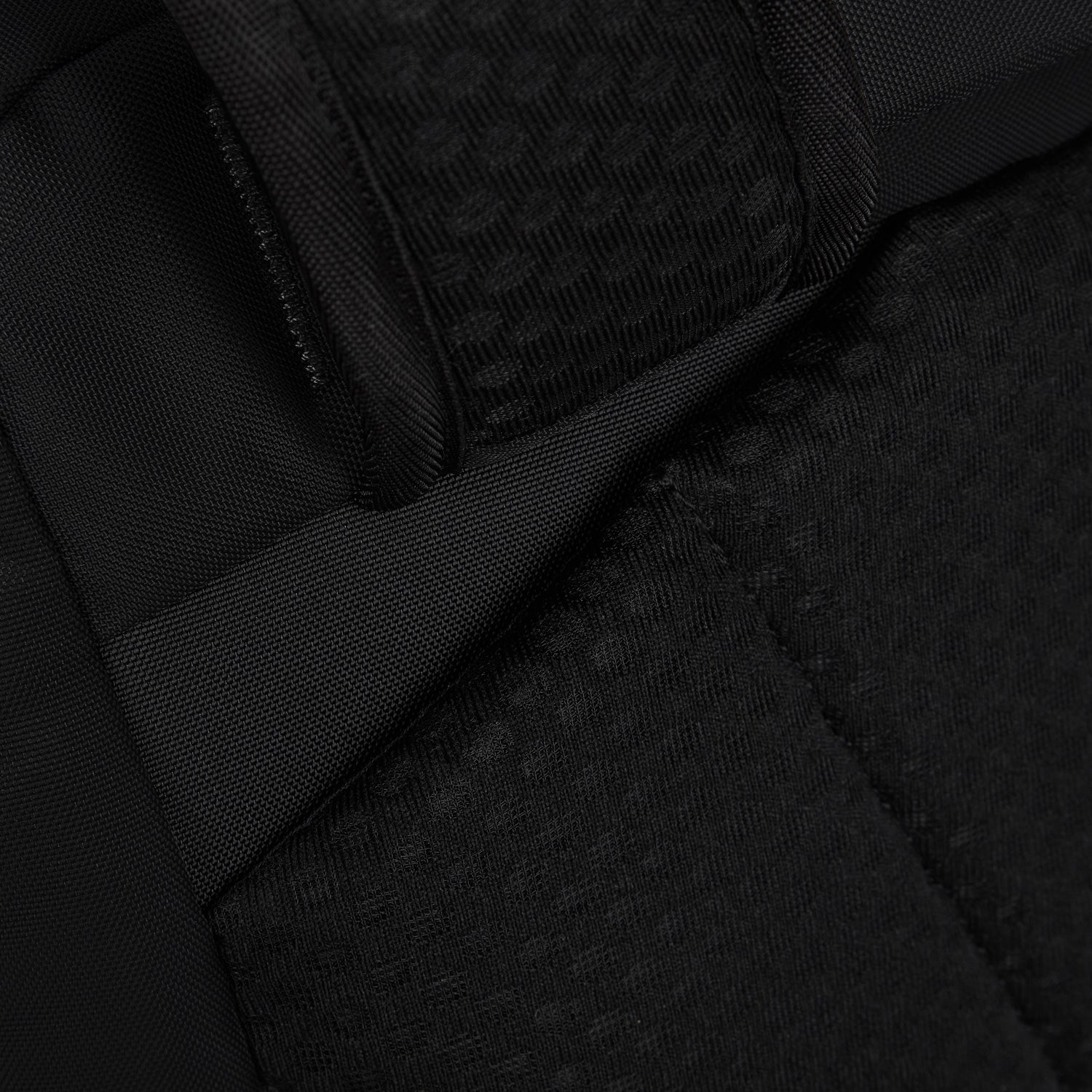 Pacsafe® EXP45 可登機防盜旅行背囊