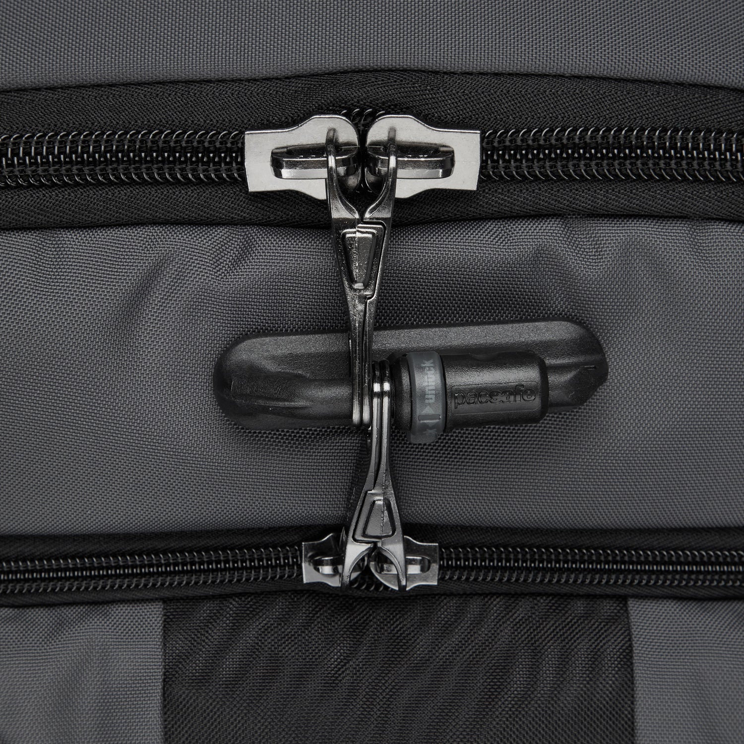 Pacsafe® EXP45 可登機防盜旅行背囊