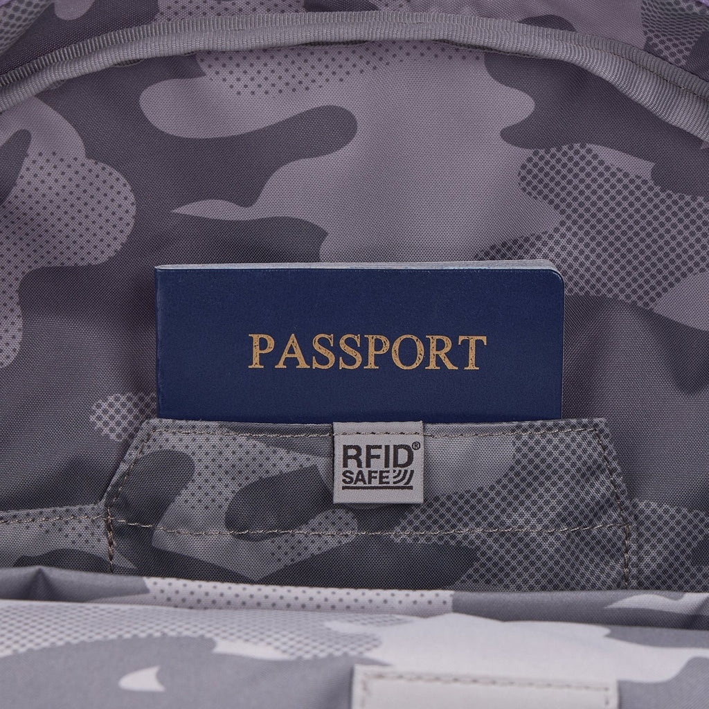 Pacsafe® GO 15L 防盜背囊