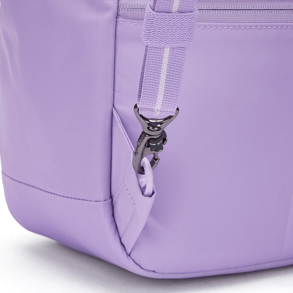 Pacsafe® GO 15L 防盜背囊