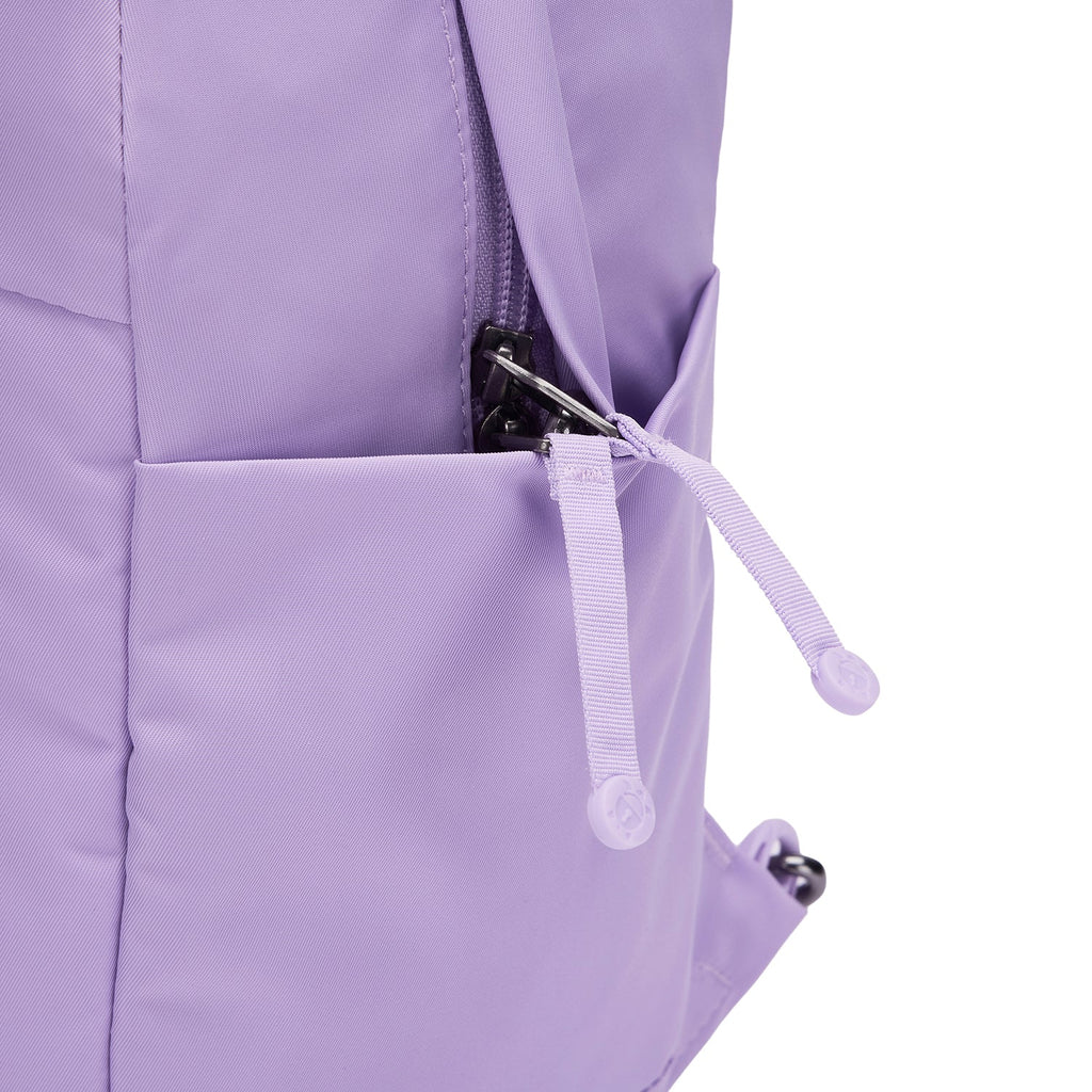 Pacsafe® GO 15L 防盜背囊
