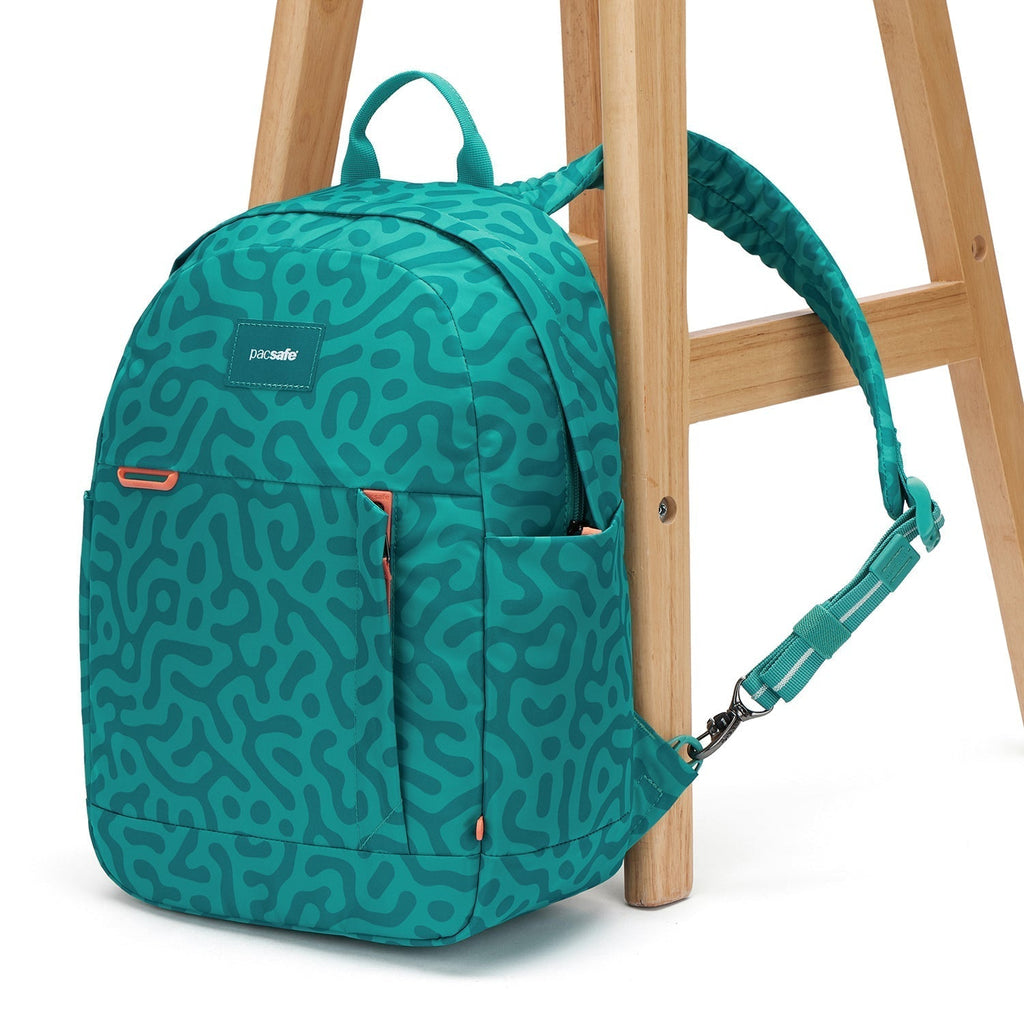 Pacsafe® GO 15L 防盜背囊