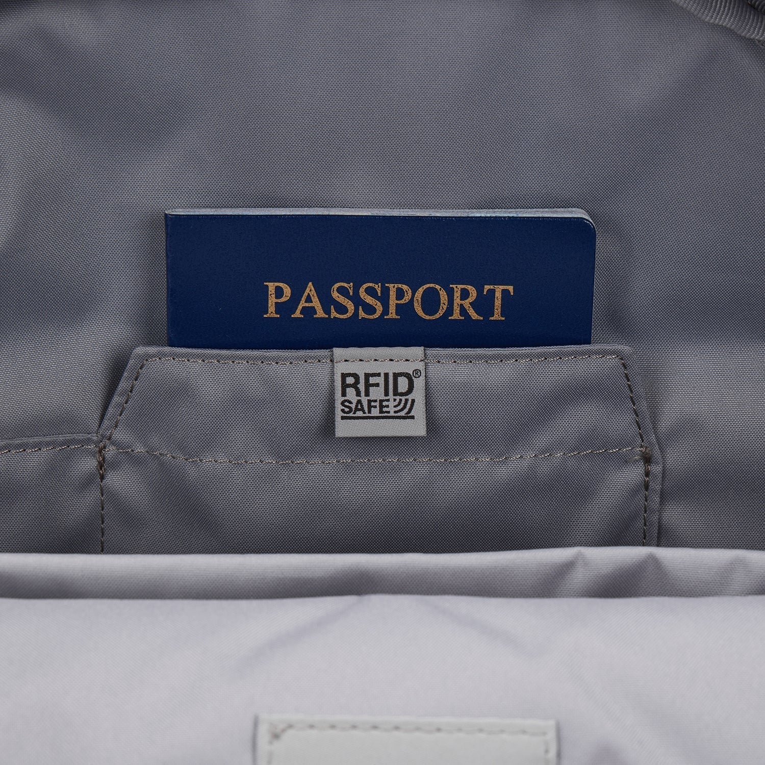 Pacsafe® GO 15L 防盜背囊