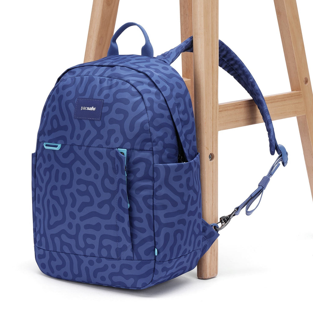 Pacsafe® GO 15L 防盜背囊