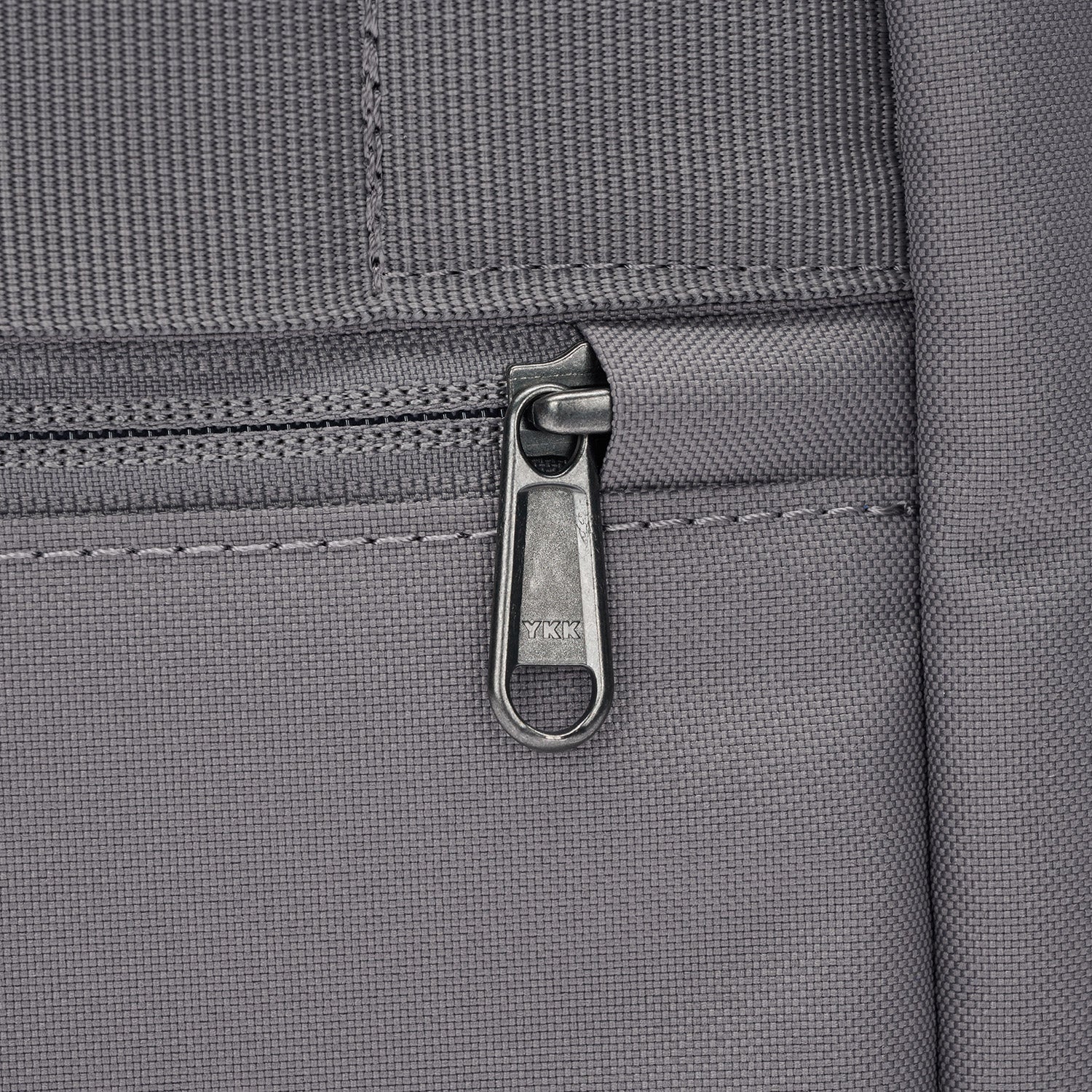 Pacsafe® GO 25L 防盜背囊