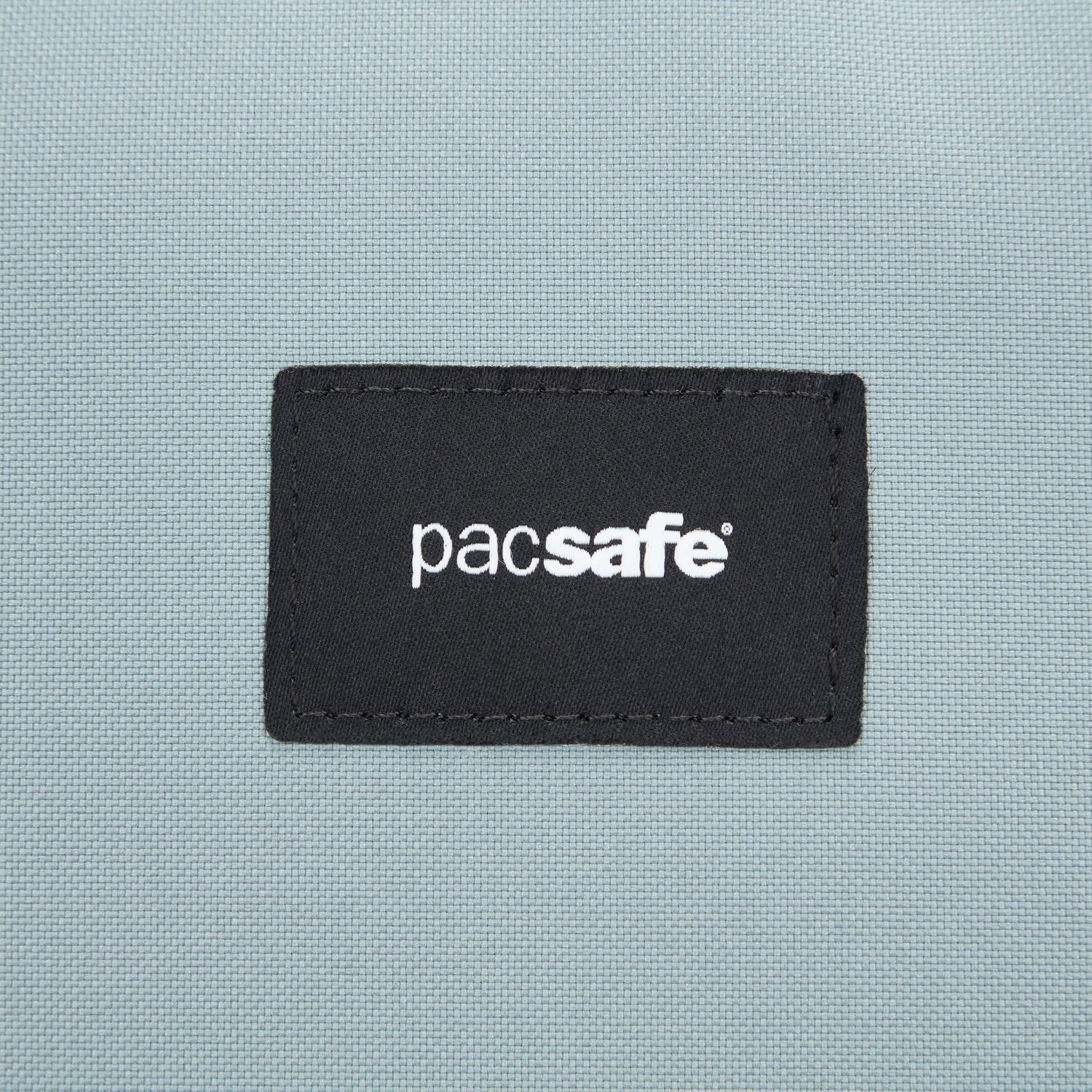 Pacsafe® GO 25L 防盜背囊