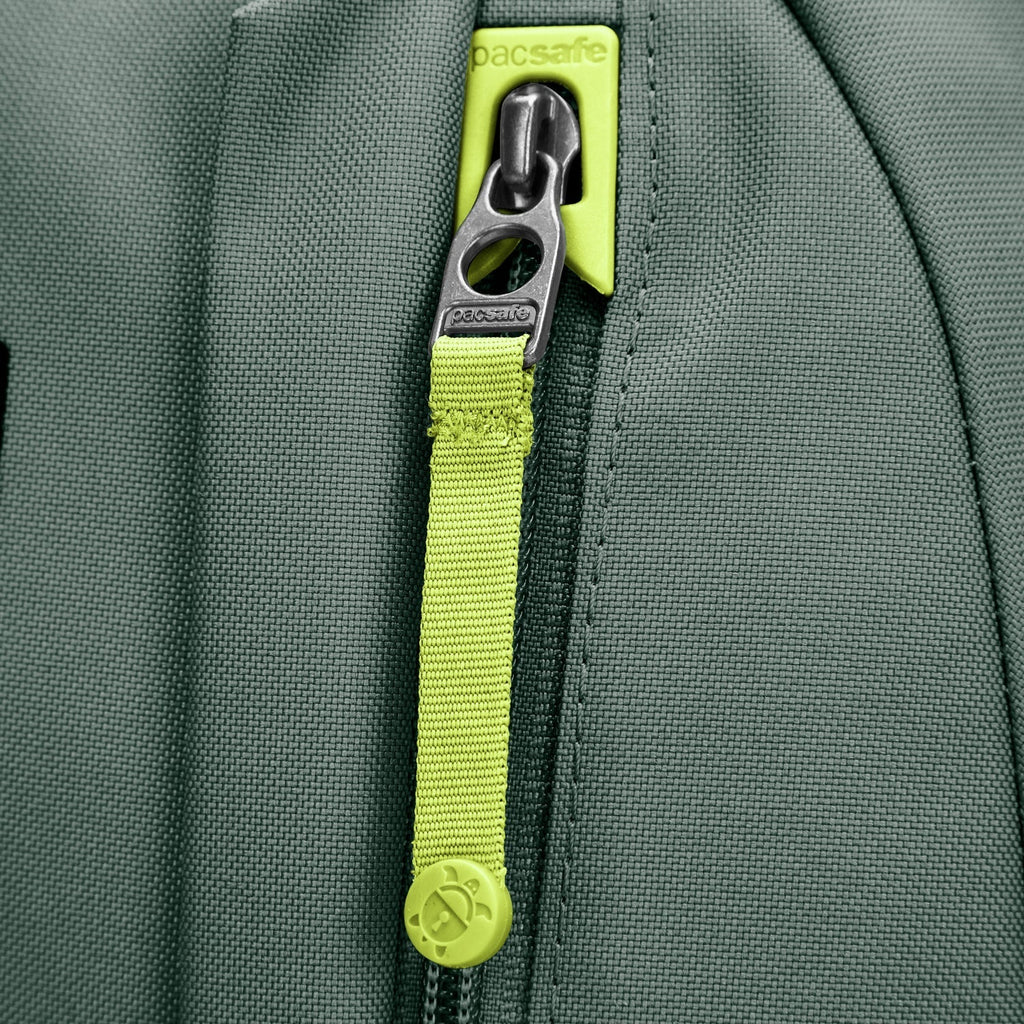 Pacsafe® GO 25L 防盜背囊