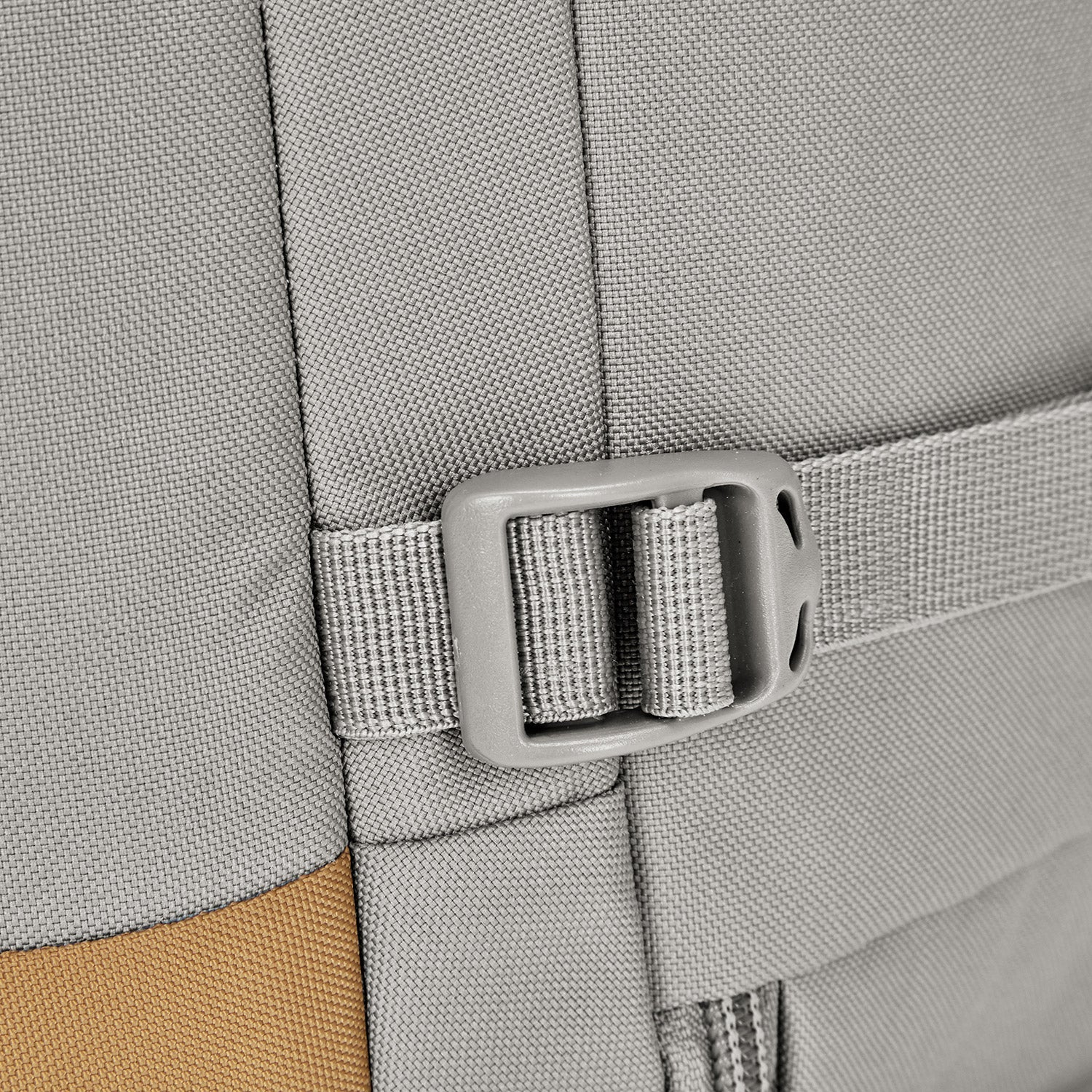 Pacsafe® GO 34L 可登機防盜背囊