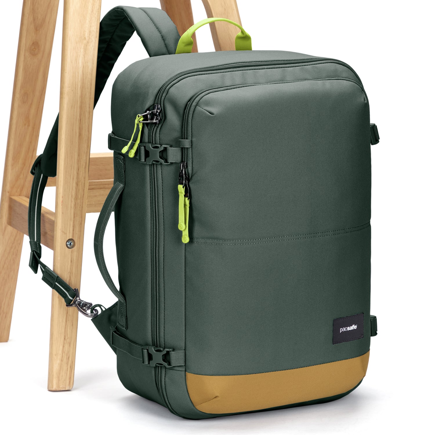 Pacsafe® GO 34L 可登機防盜背囊