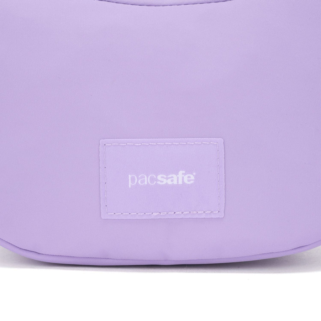 Pacsafe® GO 月亮形防盜斜孭袋