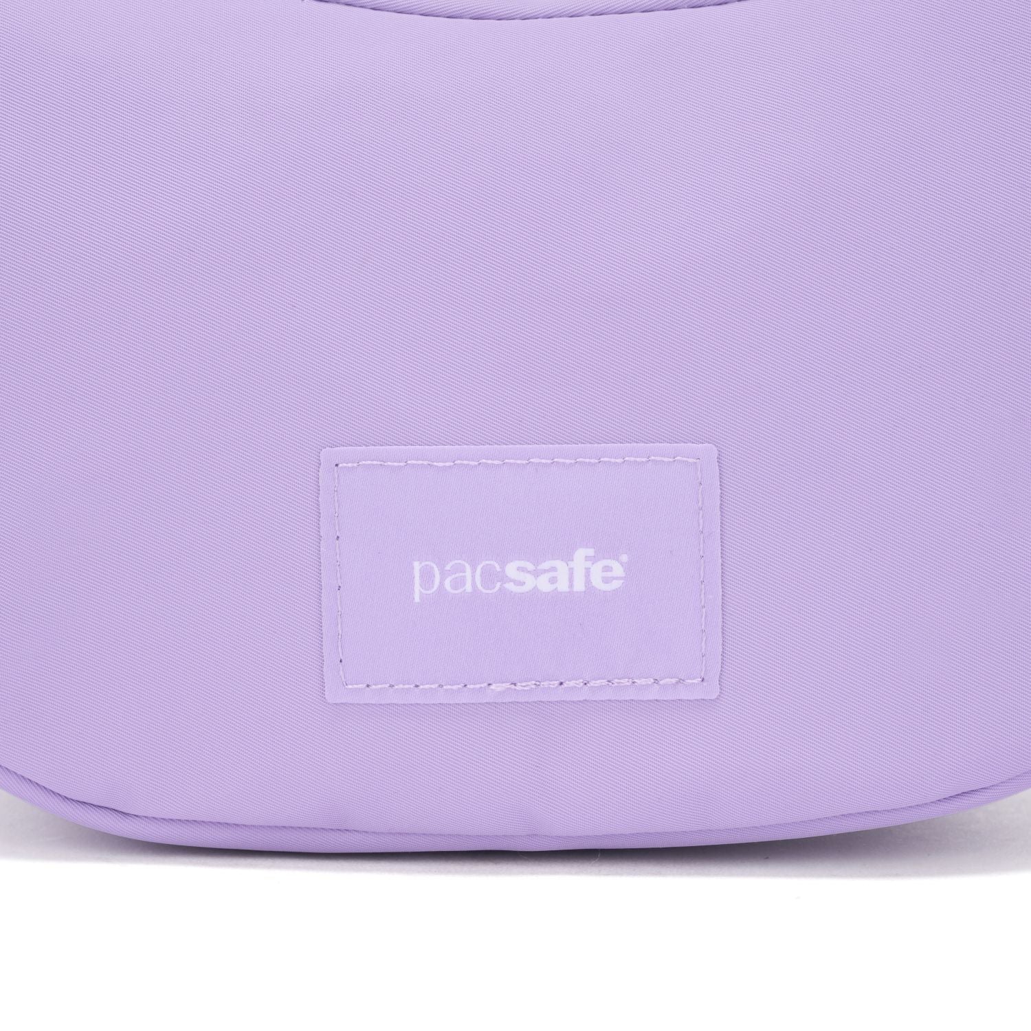Pacsafe® GO 月亮形防盜斜孭袋