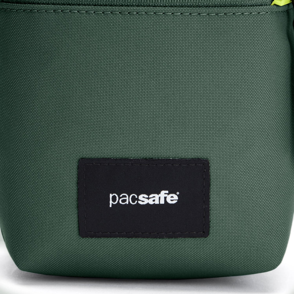 Pacsafe® GO 迷你防盜斜孭袋