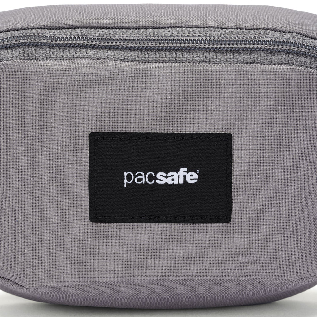 Pacsafe® GO 迷你防盜斜孭胸袋
