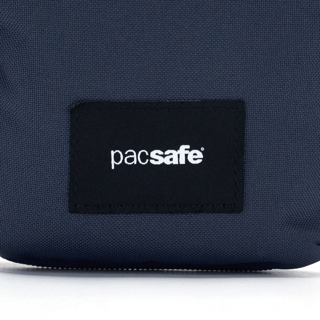 Pacsafe® GO袖珍防盜斜孭袋