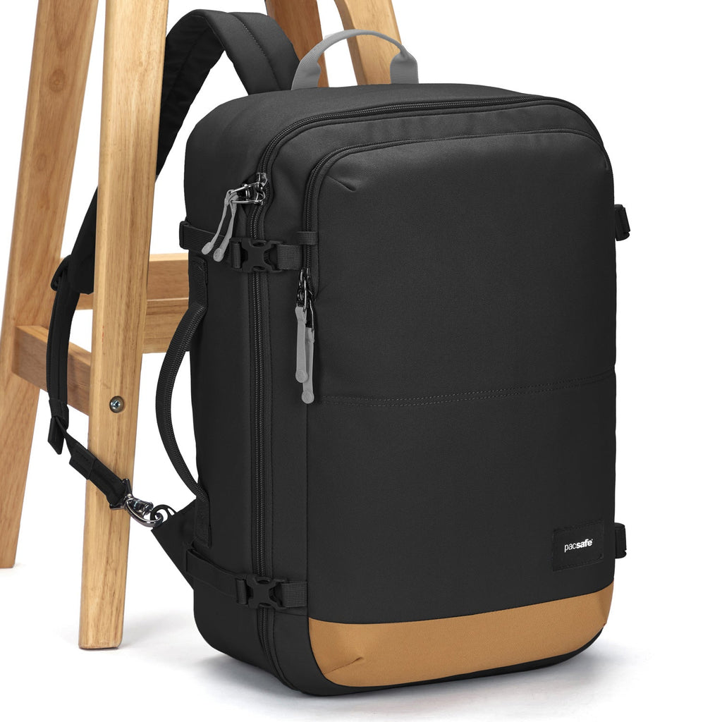 Pacsafe® GO 34L 可登機防盜背囊