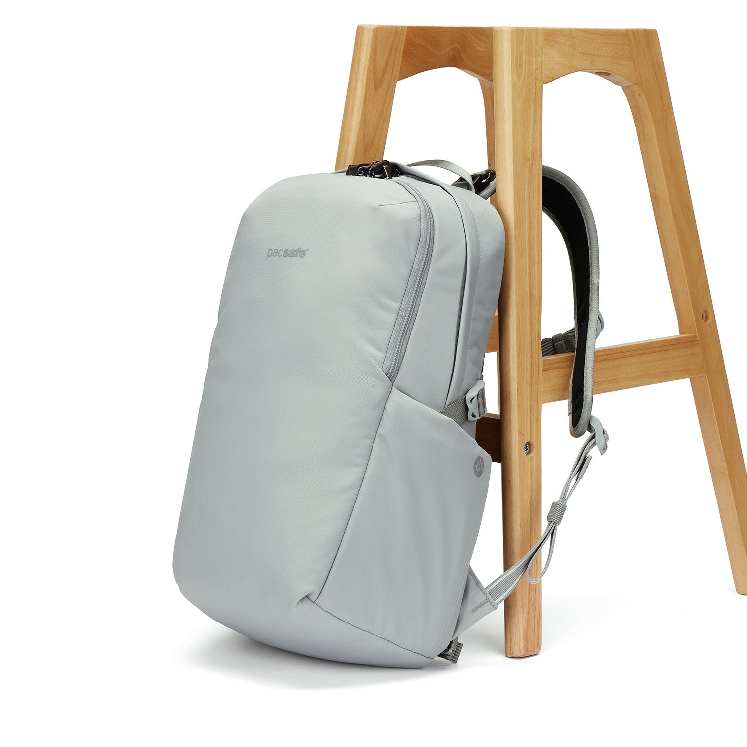 Pacsafe® Vibe 24L 防盜背囊