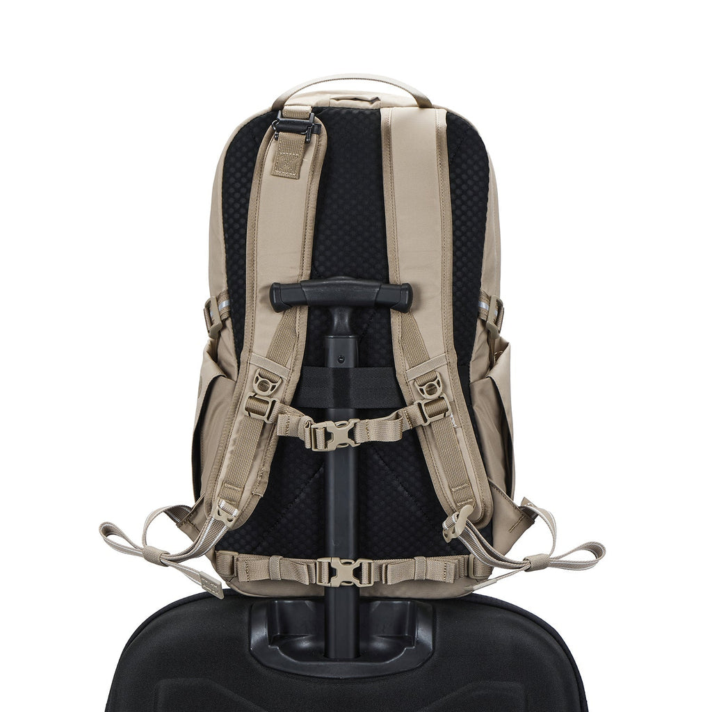 Pacsafe® Vibe 24L 防盜背囊