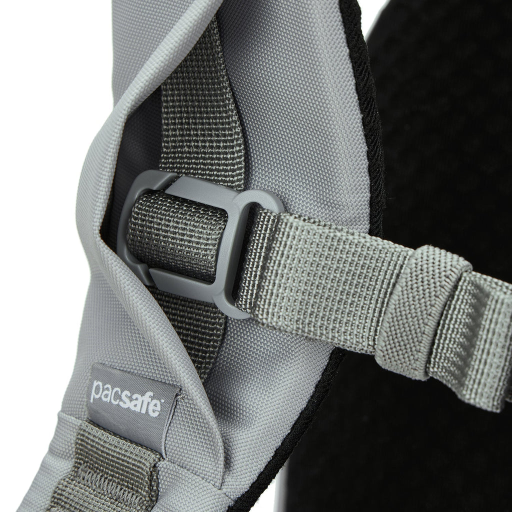 Pacsafe® V 26L 旅行防盜背囊