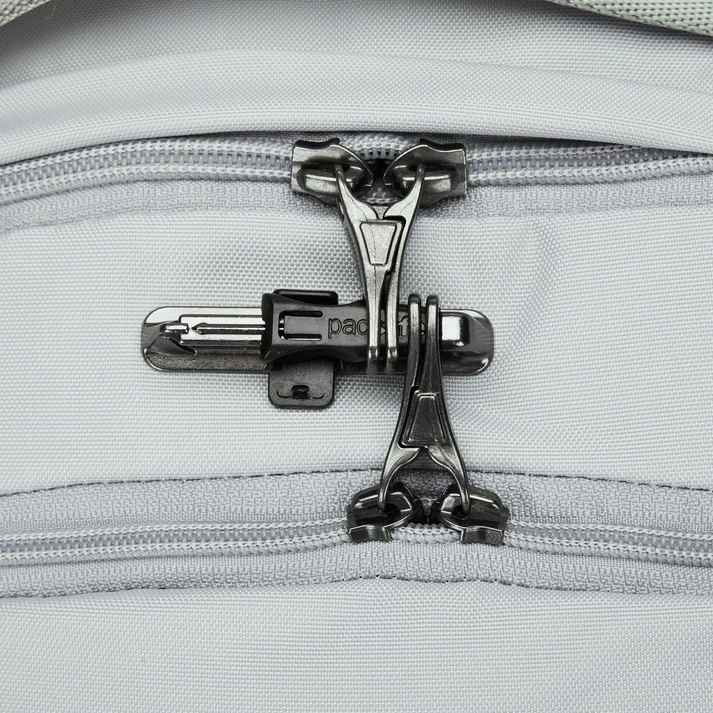 Pacsafe® V 26L 旅行防盜背囊