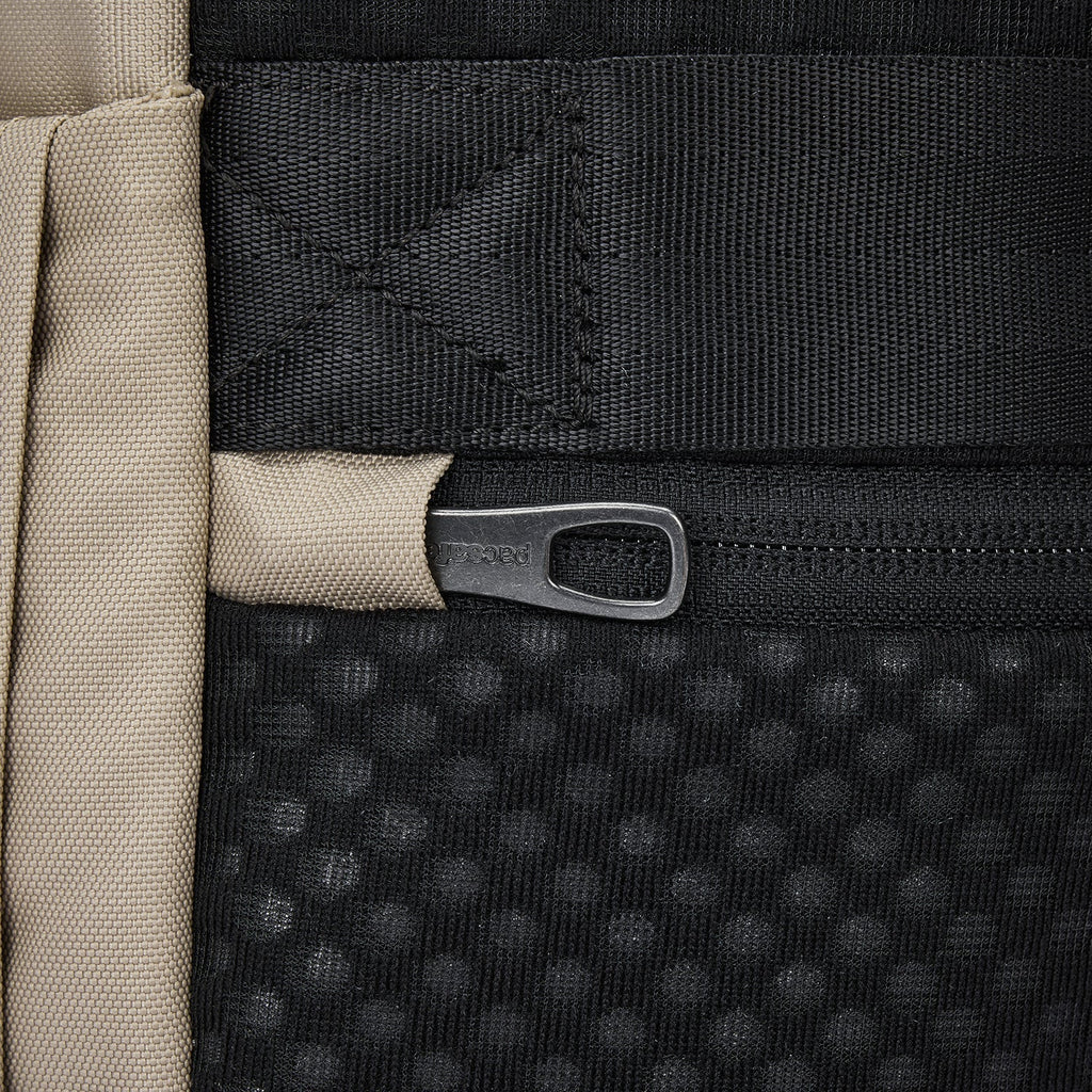 Pacsafe® V 26L 旅行防盜背囊
