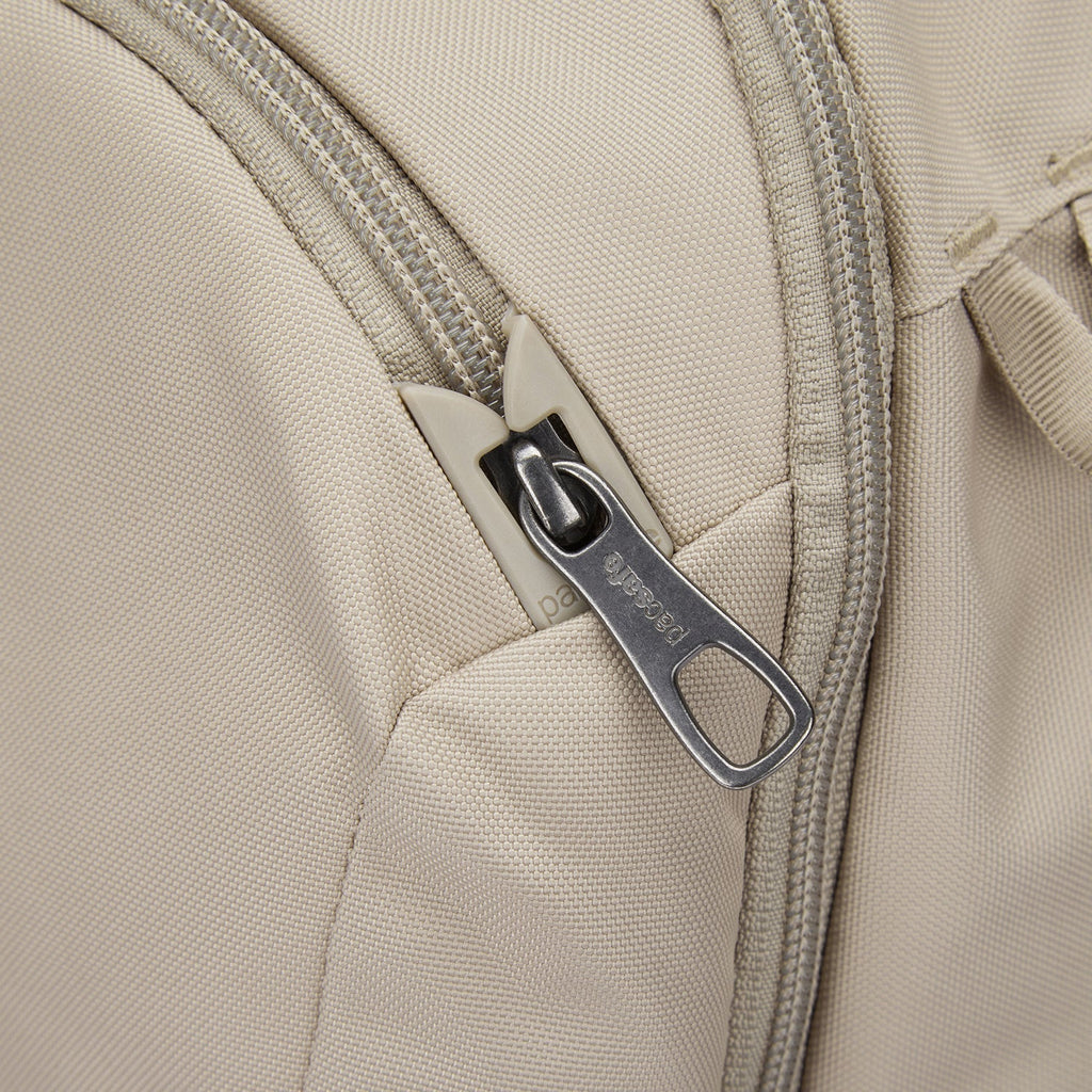 Pacsafe® V 26L 旅行防盜背囊