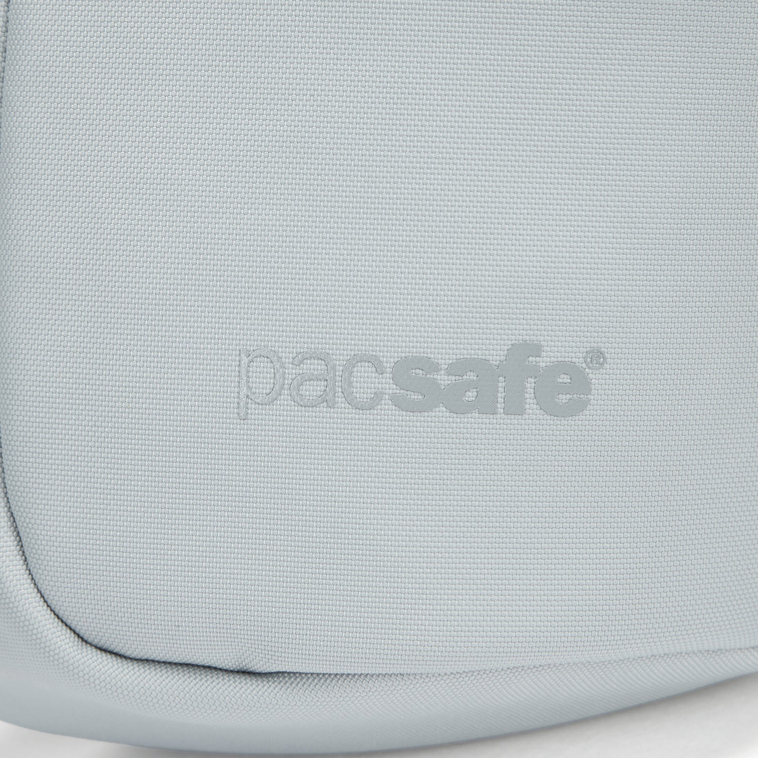 Pacsafe® V 實用防盜斜孭胸袋