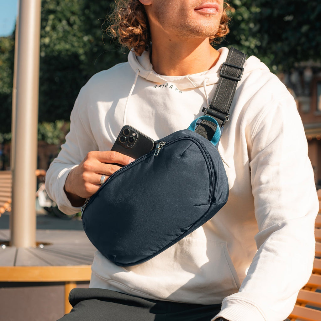 Pacsafe® V 都市防盜斜孭胸袋