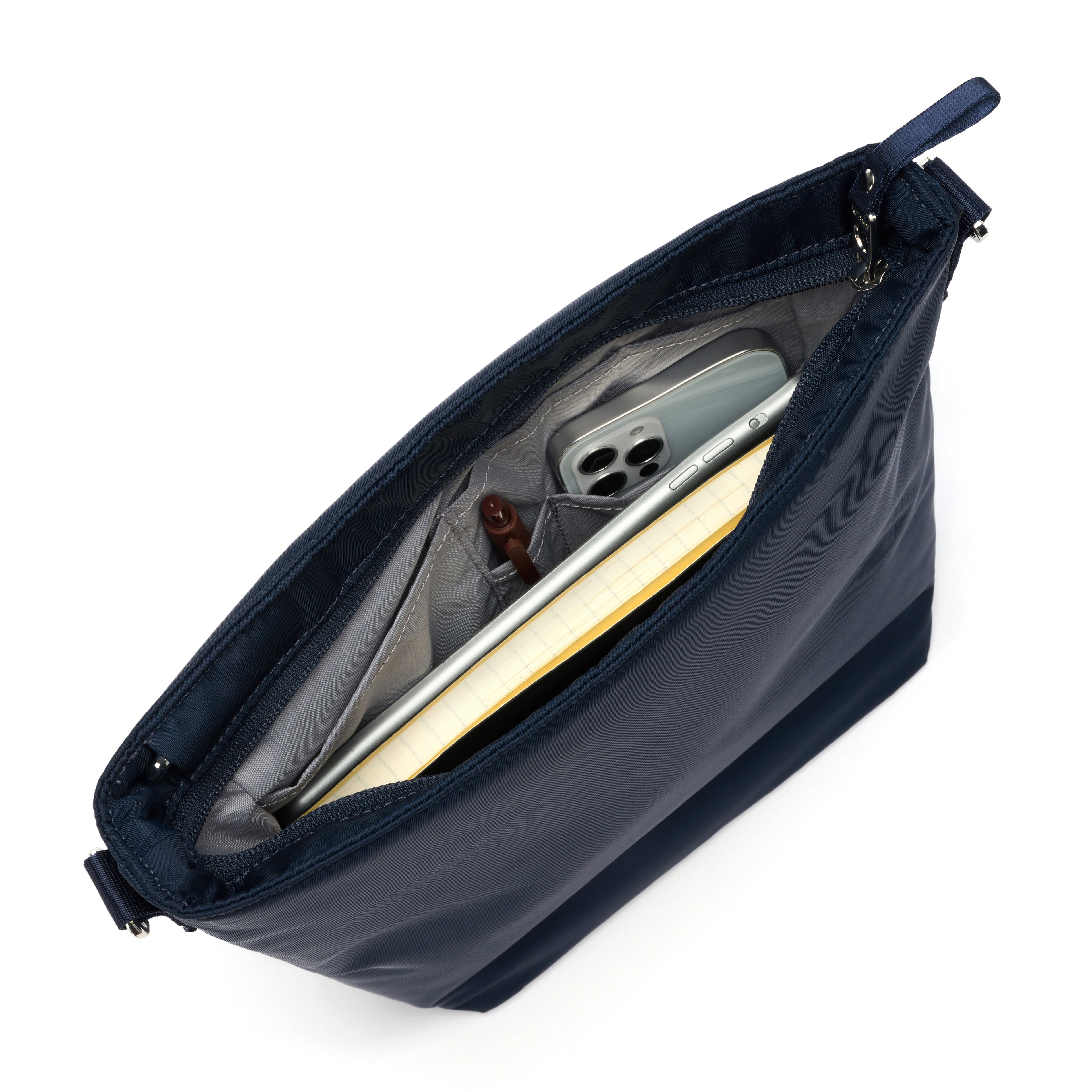 Pacsafe® W 防盜斜孭袋