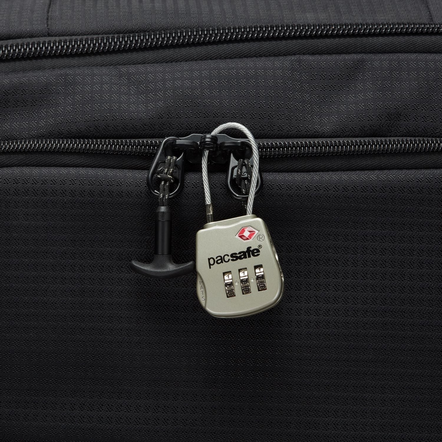 Prosafe 800 Travel Sentry® 認可 數字鋼索繩扣鎖