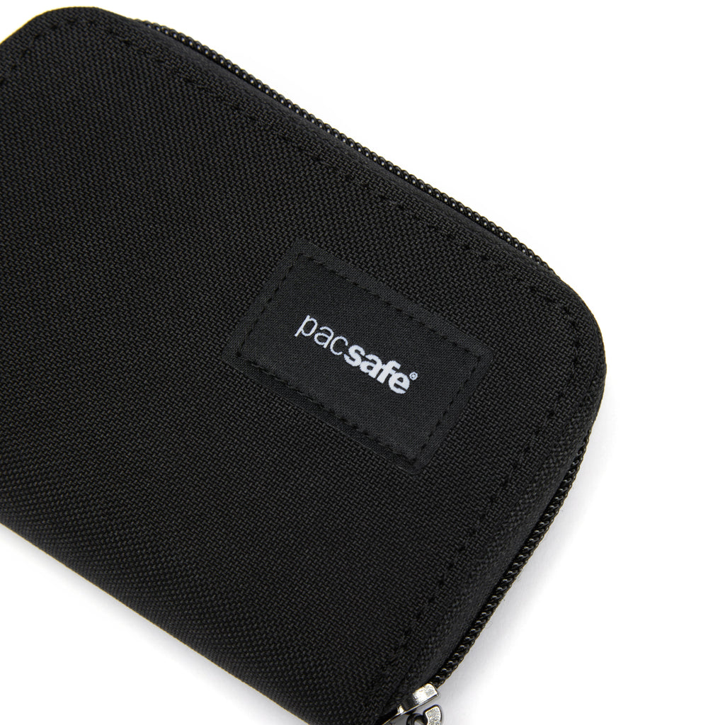 Pacsafe® RFIDsafe® RFID 屏蔽咭片銀包
